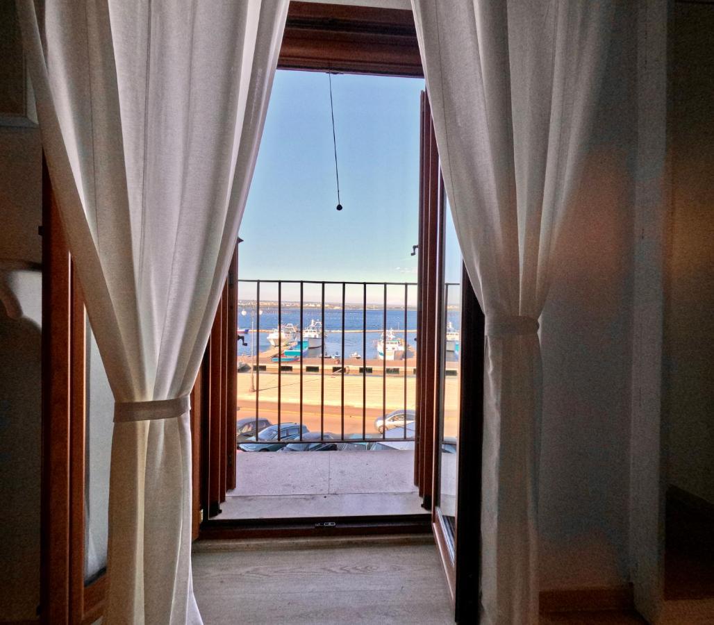 Apartamento Il Palazzino Tarento Exterior foto