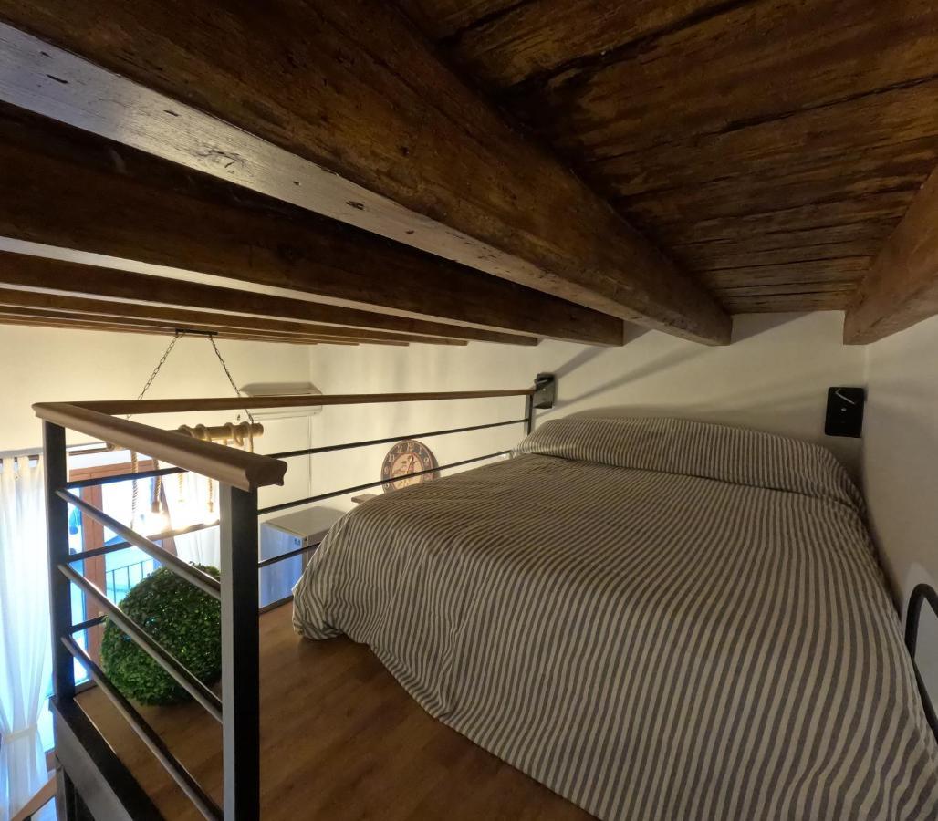 Apartamento Il Palazzino Tarento Exterior foto